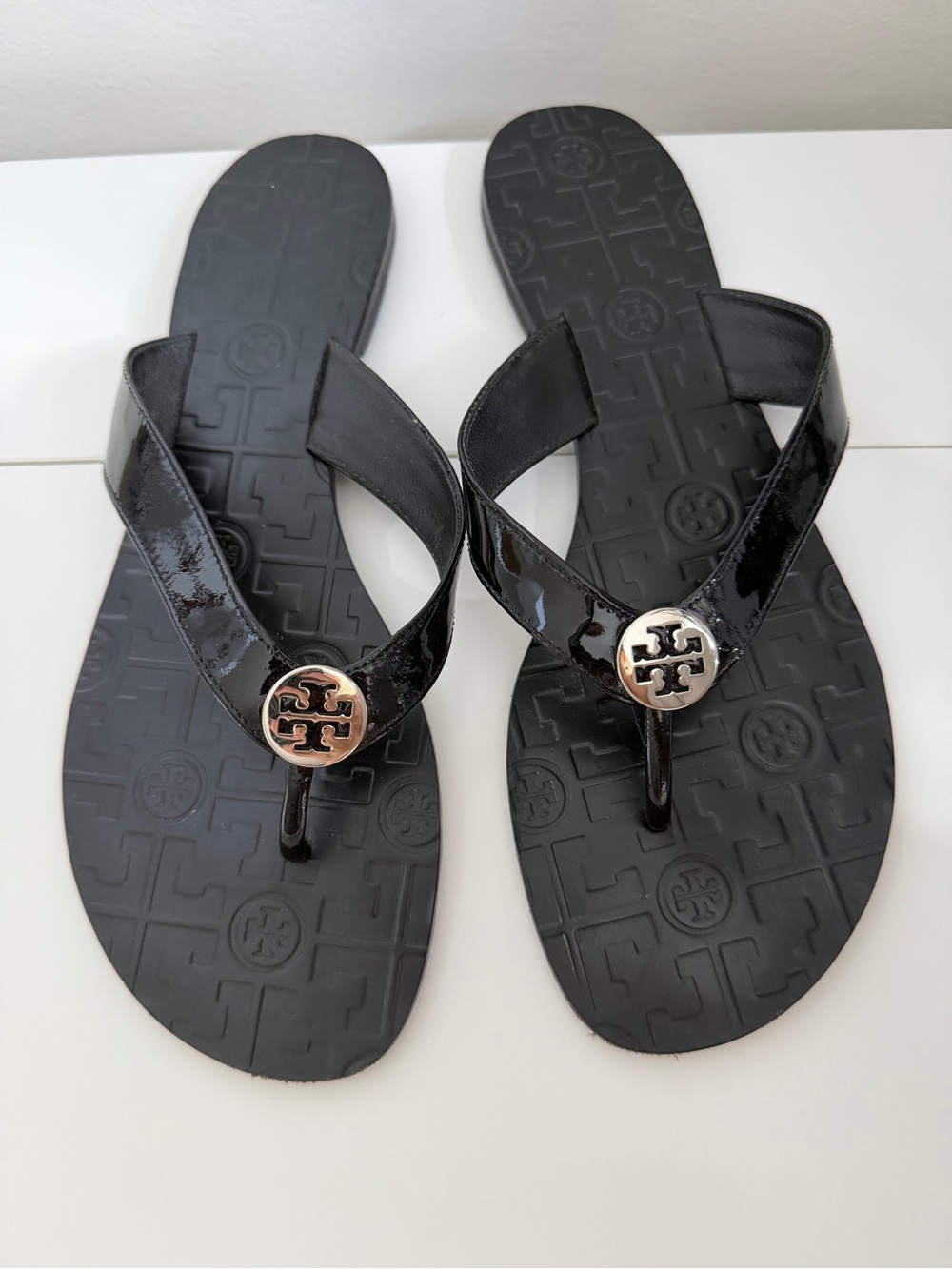 Tory Burch Black Patent Leather Logo Thong Sandals